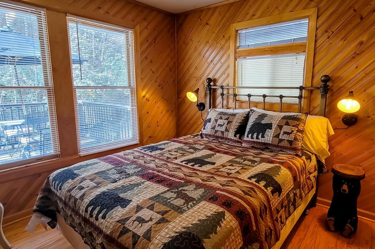Mountain Brook Villa Гетлинбург Екстериор снимка